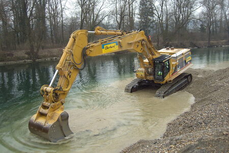 Ausbaggerung Reuss als Hochwasserschutz