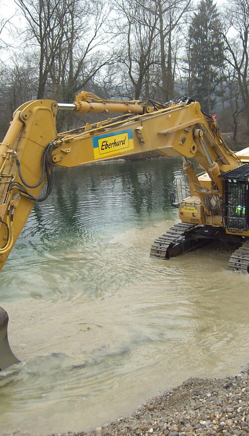 Ausbaggerung Reuss als Hochwasserschutz
